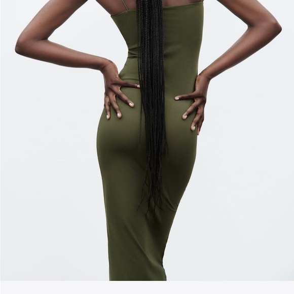 NEW ZARA LONG STRETCHY FITTED DRESS - Picture 5 of 8
